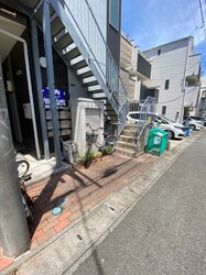 モンステラ中山Bの物件外観写真